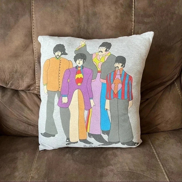 Handmade The Beatles Yellow Submarine Cartoon Grey Jersey Throw Pillow - Picture 5 of 10